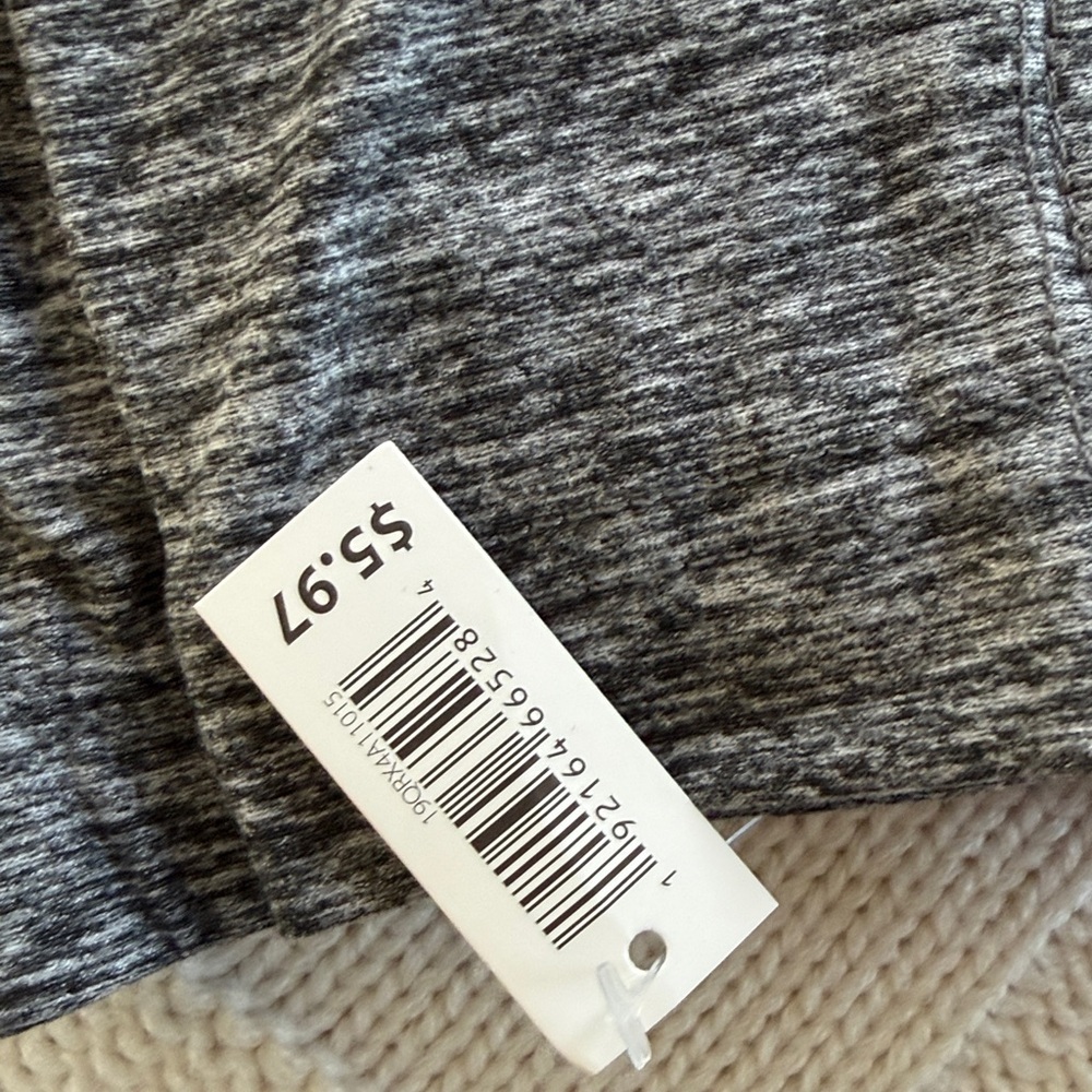 NWT No Boundaries Heather Gray Capri Leggings. Size XXL - Picture 3 of 3